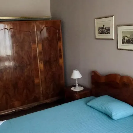 Villa κατοικία με θέα στο δάσος Thessaloniki