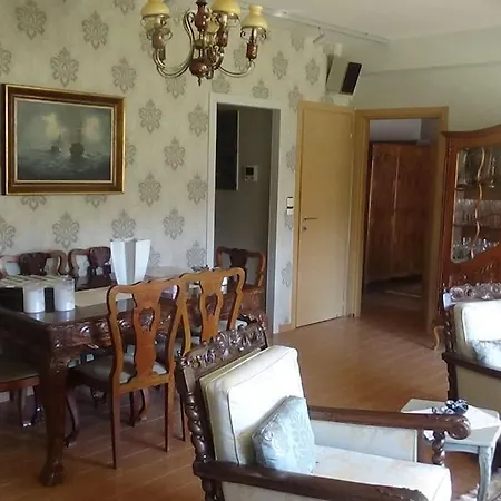 Villa κατοικία με θέα στο δάσος Thessaloniki