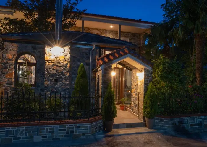 μαίανδρος Pensión 4*